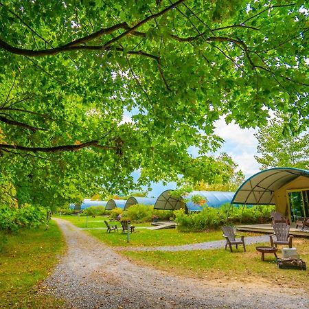 Long Point Eco-Adventures Villa Normandale Buitenkant foto