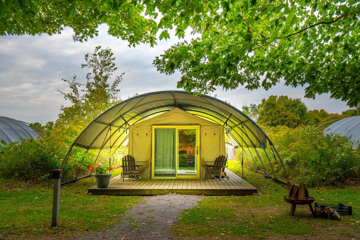 Long Point Eco-Adventures Villa Normandale Buitenkant foto