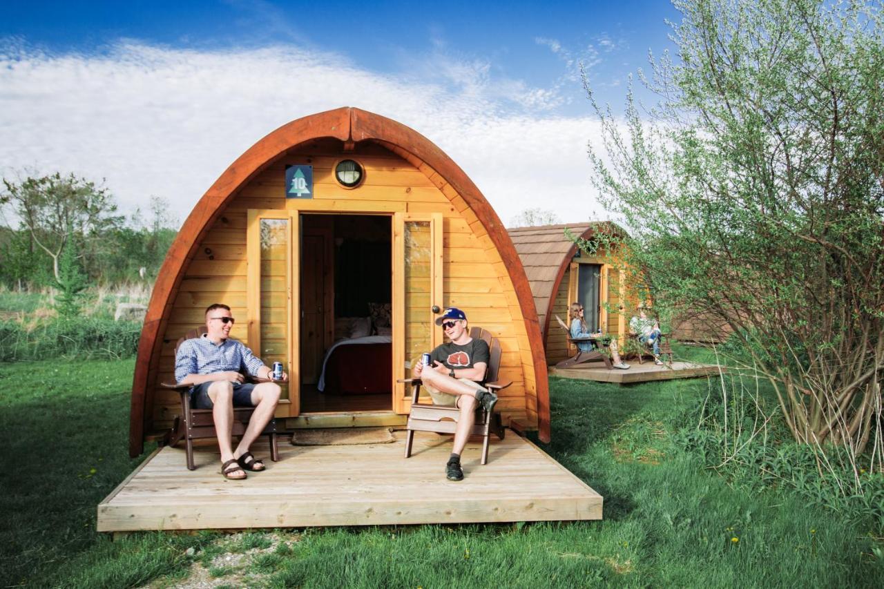 Long Point Eco-Adventures Villa Normandale Buitenkant foto