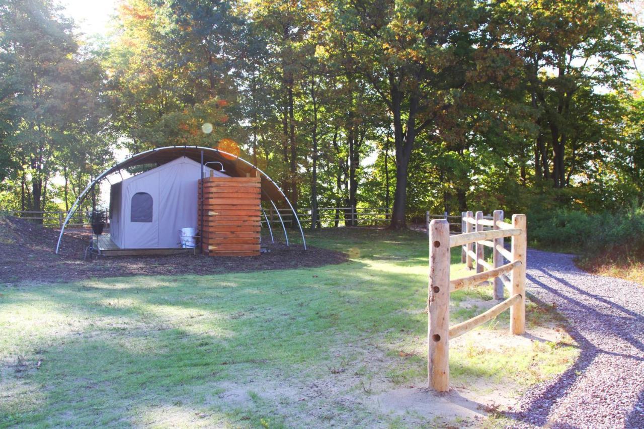 Long Point Eco-Adventures Villa Normandale Buitenkant foto