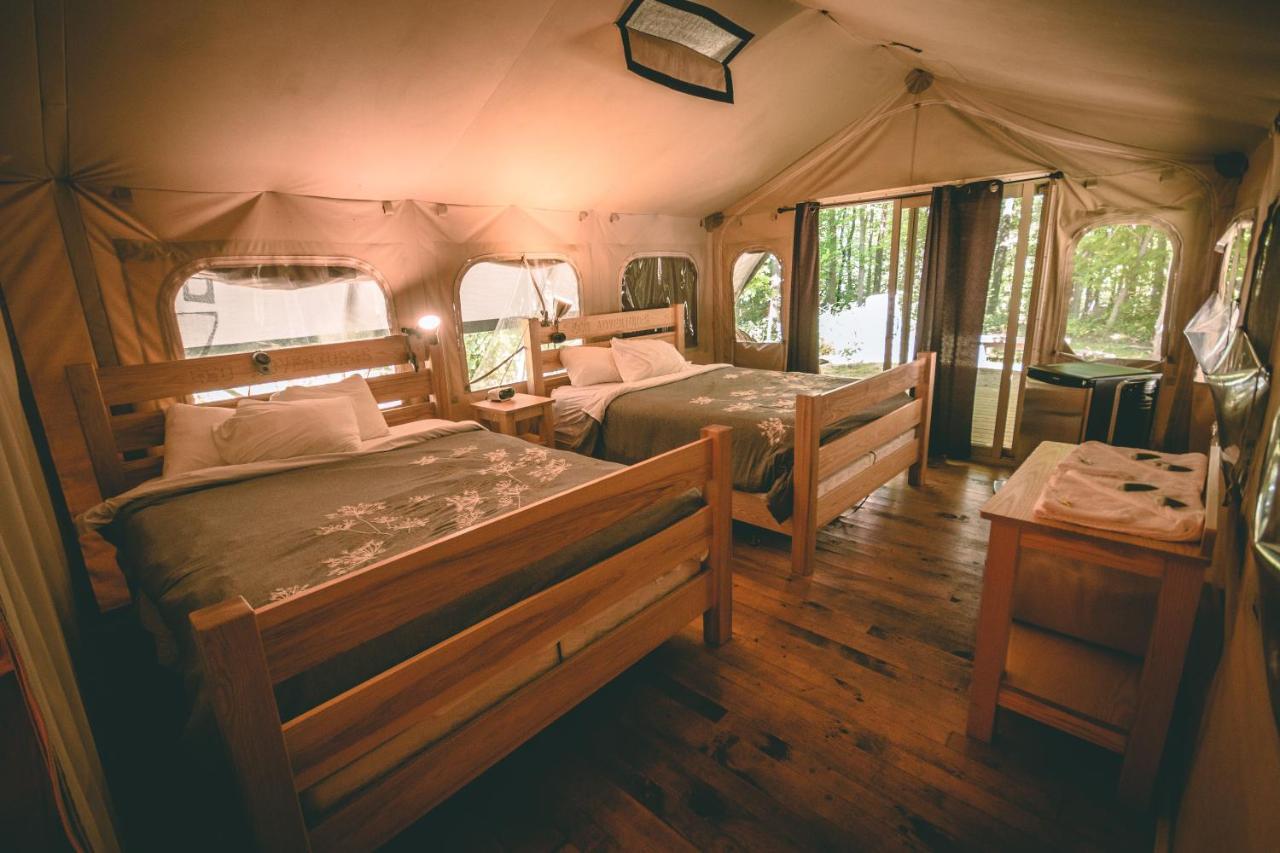 Long Point Eco-Adventures Villa Normandale Buitenkant foto
